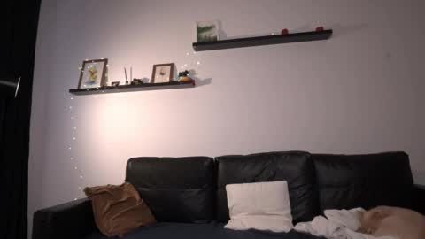 Amelia   online show from February 22, 2026, 3:21 pm