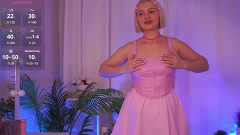 Snapshot of ameliawells chatting on October 17, 2025, 5:10 am Amelia online show from October 17, 2025, 5:10 am