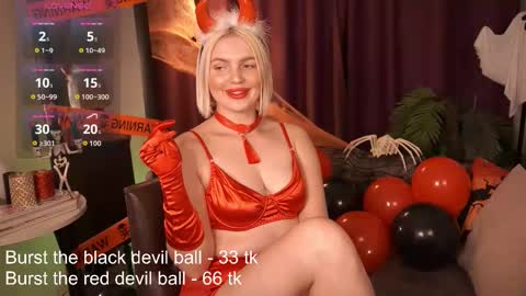 Snapshot of ameliawells chatting on October 31, 2025, 6:03 am Amelia online show from October 31, 2025, 6:03 am