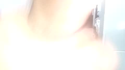 Snapshot of amelie01bronw chatting on January 18, 2025, 5:41 am amelie brown online show from January 18, 2025, 5:41 am