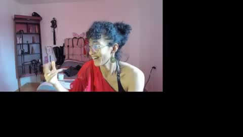 amelie__martinez online show from July 24, 2026, 3:21 pm
