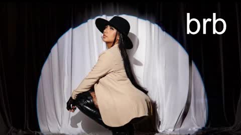 Amelie online show from October 30, 2025, 11:55 am