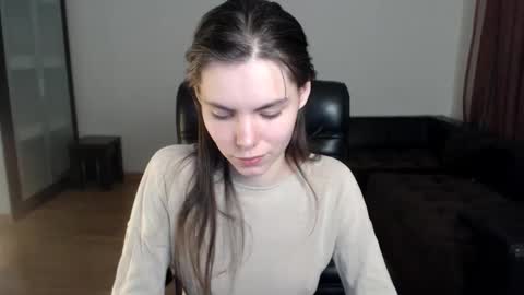 Snapshot of ameliereve chatting on October 13, 2025, 5:35 pm Amelie online show from October 13, 2025, 5:35 pm