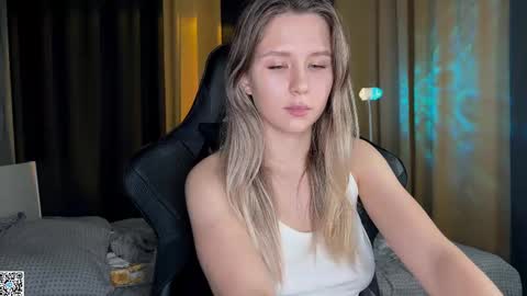 Snapshot of ameliia_castro chatting on October 8, 2025, 1:53 pm Ameliia castro online show from October 8, 2025, 1:53 pm