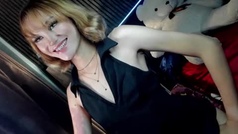 Snapshot of amelinckx chatting on January 4, 2025, 5:58 pm amelinckx online show from January 4, 2025, 5:58 pm