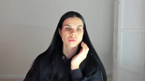 amelisweet online show from October 12, 2025, 9:19 am