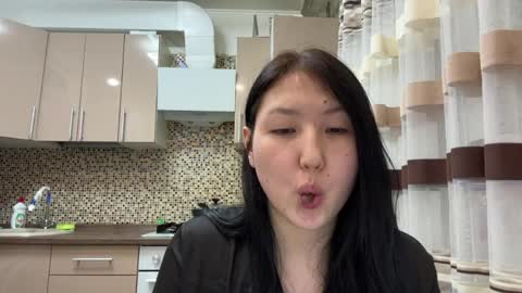 Ameliya online show from April 15, 2026, 9:04 pm