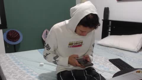 Lucian online show from September 16, 2025, 11:33 am