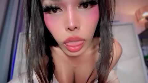 AMETHYST look at my BIO online show from January 15, 2026, 7:35 am