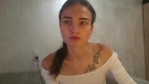 Snapshot of amethystnight_ chatting on September 10, 2025, 10:26 am Julia online show from September 10, 2025, 10:26 am