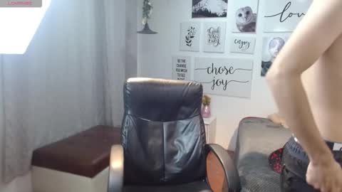 amethystshadow online show from November 21, 2025, 6:28 pm