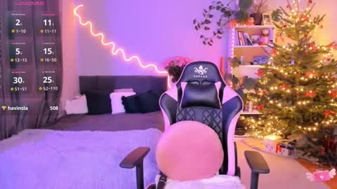 Snapshot of ami_amour_ chatting on December 29, 2024, 2:42 pm Hi-hi I am Kate welcome to my sexy room online show from December 29, 2024, 2:42 pm