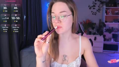 Snapshot of ami_amour_ chatting on February 9, 2025, 11:36 am Hi-hi I am Kate welcome to my sexy room online show from February 9, 2025, 11:36 am