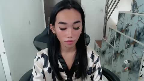 Snapshot of ami_lewis chatting on February 5, 2026, 5:01 am JOANNA online show from February 5, 2026, 5:01 am