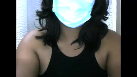 amichouu online show from December 3, 2025, 5:44 pm