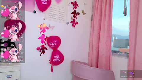 Snapshot of amicuper chatting on February 24, 2025, 10:47 pm Amy online show from February 24, 2025, 10:47 pm