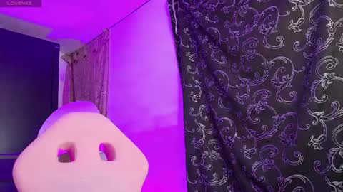 Amy online show from July 15, 2026, 1:55 am