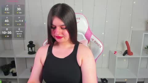 amilia_may online show from May 28, 2026, 8:22 am