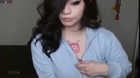 amilust online show from December 14, 2025, 6:12 pm