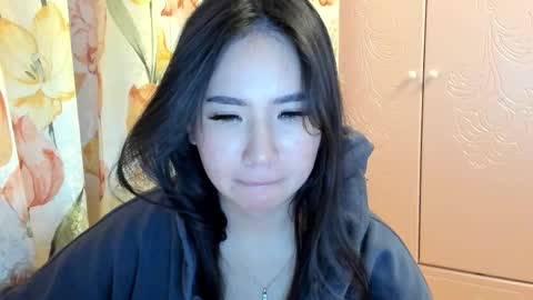 Snapshot of amina_artin chatting on October 7, 2025, 9:45 pm Amina online show from October 7, 2025, 9:45 pm