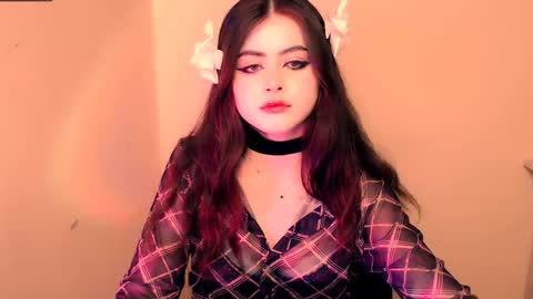 Amina online show from March 4, 2026, 7:53 pm