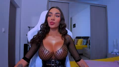 Snapshot of amiracataleya chatting on January 10, 2025, 8:07 am Arinna online show from January 10, 2025, 8:07 am