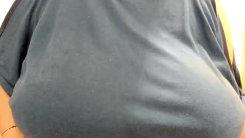 Amira Vyxen online show from October 11, 2025, 7:45 pm