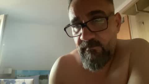 amirsds3298129 online show from May 25, 2026, 7:20 pm