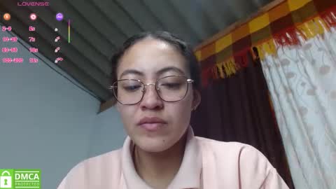 amitlu_ online show from May 21, 2026, 10:33 am