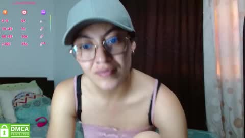 amitlu_ online show from May 26, 2026, 10:06 pm