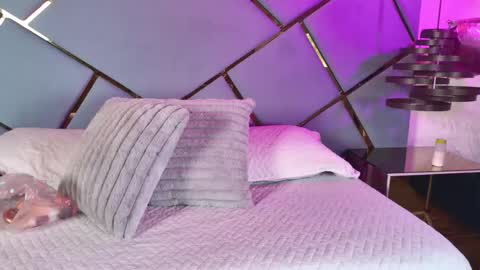 ammy durand online show from October 6, 2025, 7:22 pm