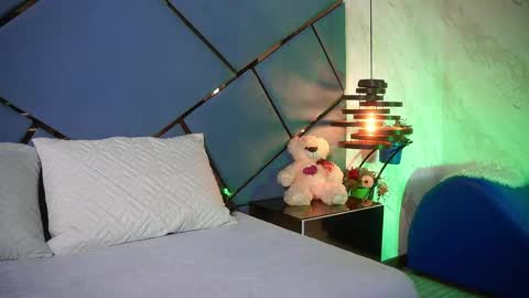 ammy durand online show from April 12, 2026, 7:08 pm