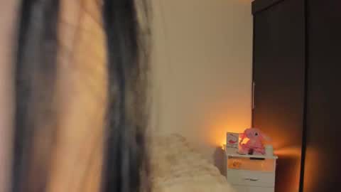 Ammy  online show from September 9, 2025, 3:39 am