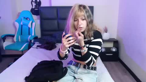 Amnesia online show from October 9, 2025, 12:25 pm