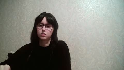 Amomira online show from January 7, 2026, 12:07 pm