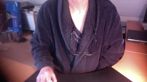 Amor2200 online show from January 9, 2026, 11:35 am