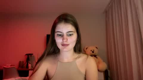 amorelle_ online show from April 12, 2026, 7:52 pm