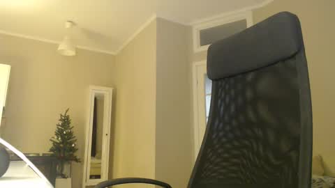 miss unforgettable online show from January 19, 2025, 3:32 pm