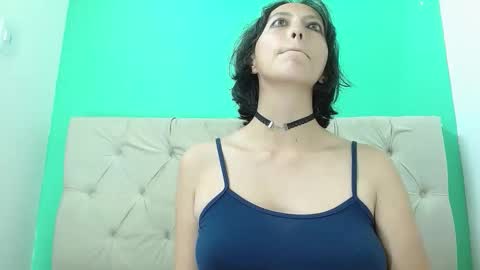 amoremerchmar online show from May 16, 2026, 10:36 am