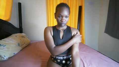 Snapshot of amorr_love chatting on May 12, 2026, 6:21 am Dorothy online show from May 12, 2026, 6:21 am