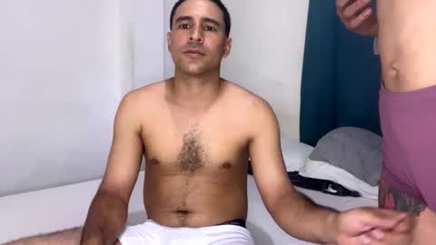 amorsinlimites online show from March 22, 2026, 4:49 am