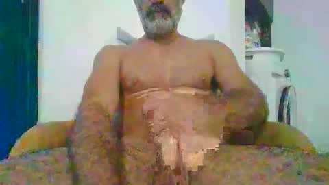 amram1985 online show from November 8, 2025, 2:28 pm