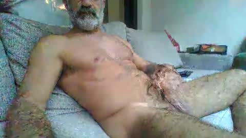 amram1985 online show from November 16, 2025, 5:46 am