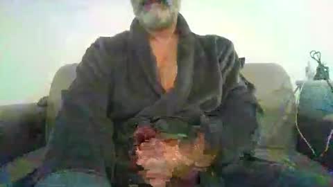 amram1985 online show from January 10, 2026, 11:23 am