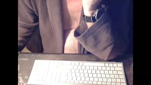 amslave4f online show from December 1, 2024, 10:32 pm