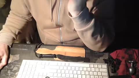 amslave4f online show from February 24, 2025, 12:05 pm