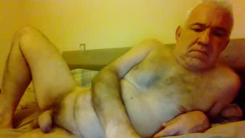 Snapshot of amstel69 chatting on November 28, 2025, 10:56 pm amstel69 online show from November 28, 2025, 10:56 pm