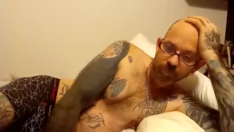 Snapshot of amunrethegod chatting on January 11, 2025, 1:22 pm amunrethegod online show from January 11, 2025, 1:22 pm