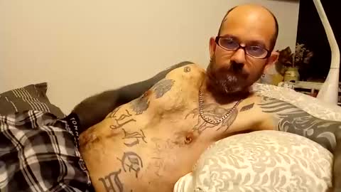 Snapshot of amunrethegod chatting on January 25, 2025, 3:30 pm amunrethegod online show from January 25, 2025, 3:30 pm