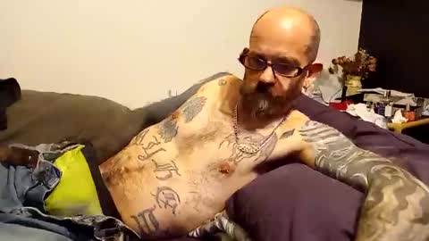 Snapshot of amunrethegod chatting on March 7, 2025, 8:44 pm amunrethegod online show from March 7, 2025, 8:44 pm